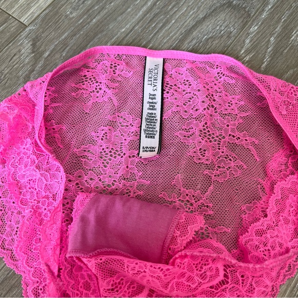 New Size Small Hot Pink Dream Angels Undies - Picture 2 of 3